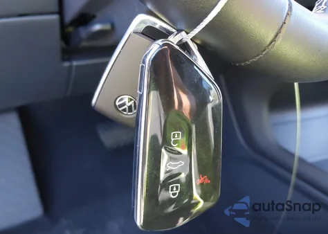 2025 Volkswagen Atlas Cross Sport 2.0T Se z USA, uszkodzony, nr VIN 1V2LE2CA8SC207542